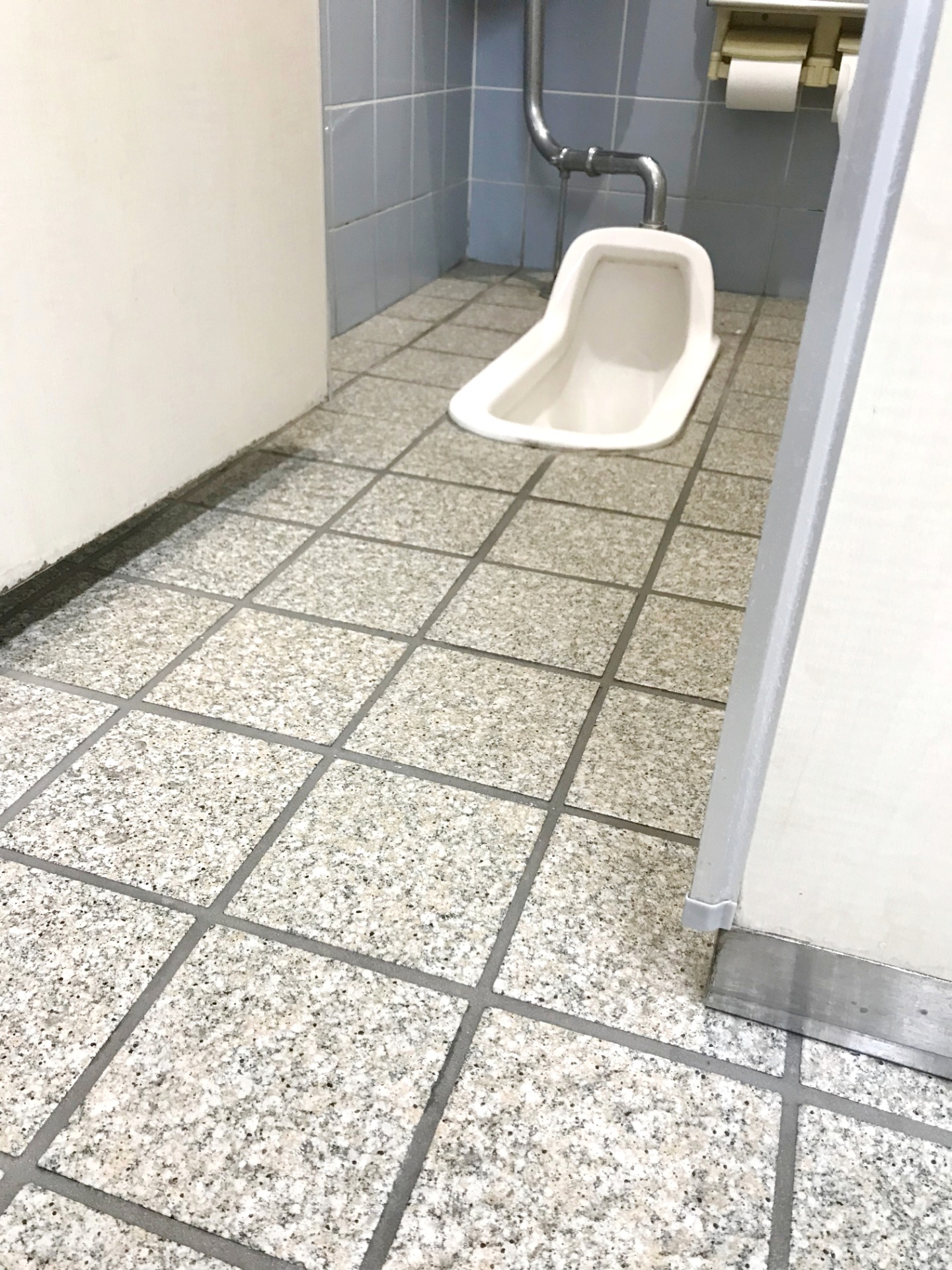 ①既設　和式トイレ
