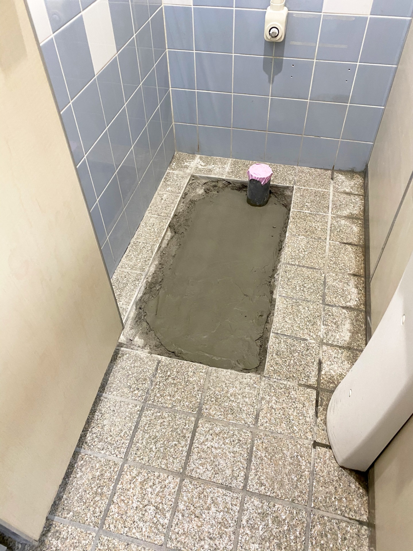 ③解体した床の下地工事