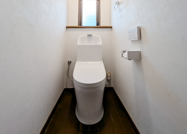 トイレ工事　after