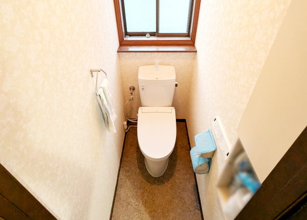 トイレ工事　after