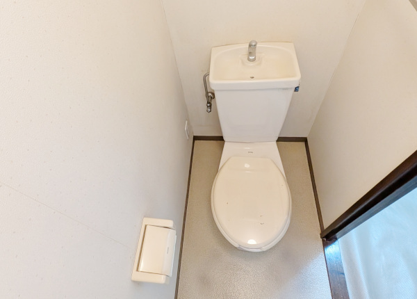 トイレ工事　before