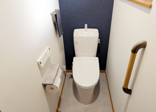 トイレ工事　after