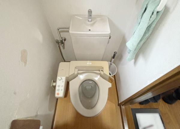 トイレ工事　before