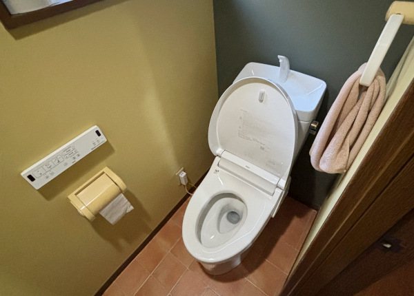 トイレ工事　after