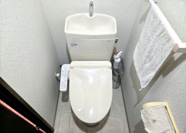 トイレ工事　after