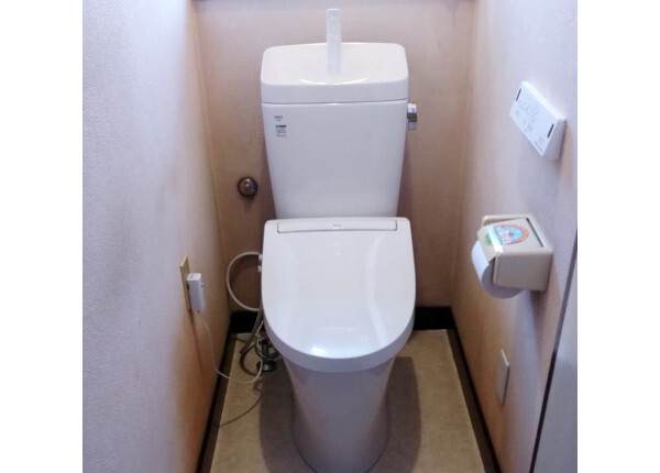 トイレ工事　after