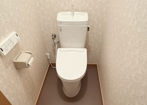 トイレ工事　after