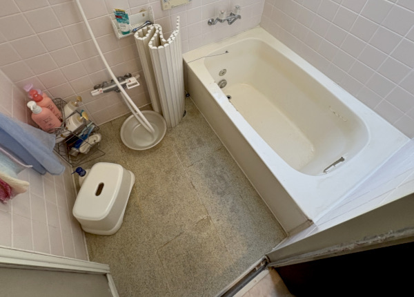 浴室改修工事 before