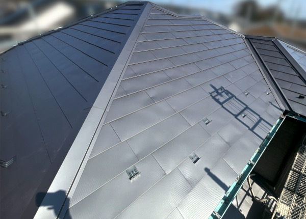 金属屋根葺き替え工事　after